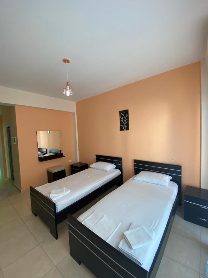 Villa Sopebra Sarandë Esterno foto