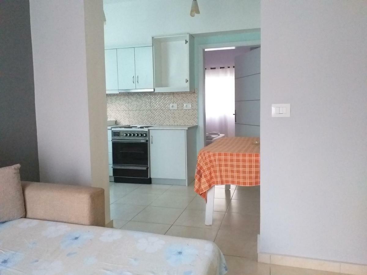 Villa Sopebra Sarandë Esterno foto